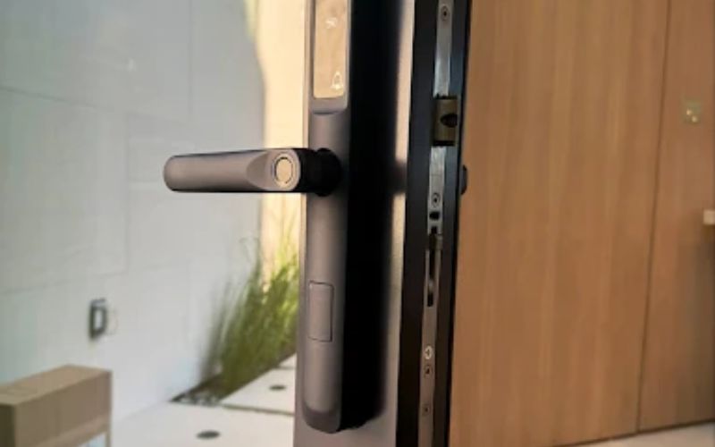 Benefits of mechanical locks