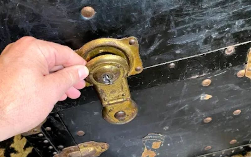 How Much Does a Locksmith Cost