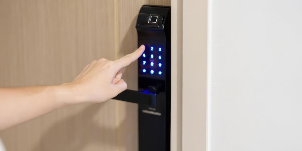 Smart Keys & High-Tech Access Control