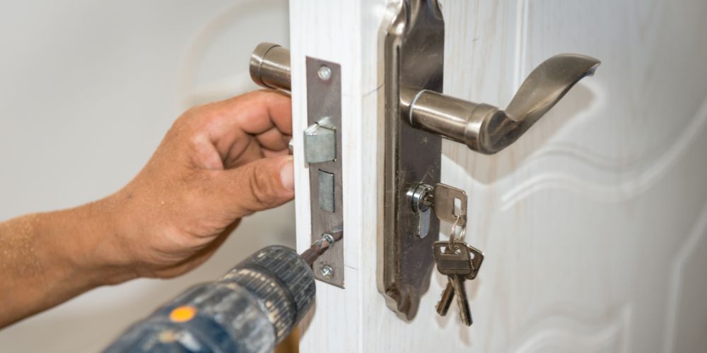 Lock Repair vs. Lock Replacement