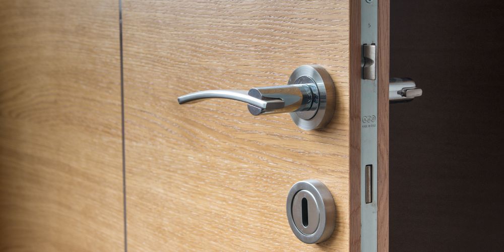 Signs Your Door Lock Is Wearing Out