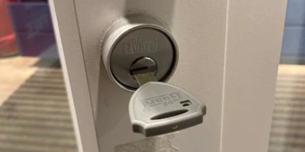 What to Expect During a Professional Locksmith Visit